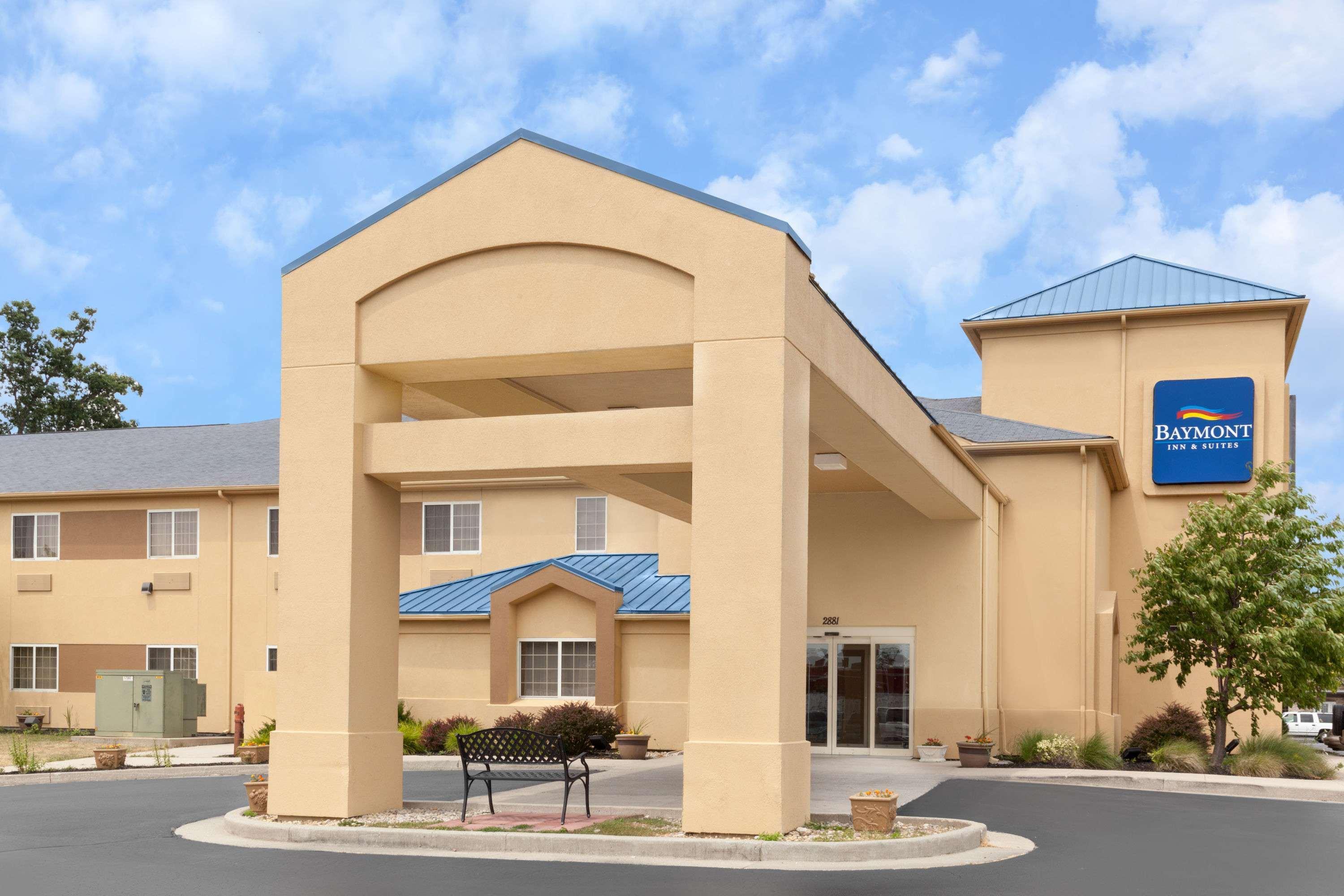 Baymont By Wyndham Fort Wayne Extérieur photo